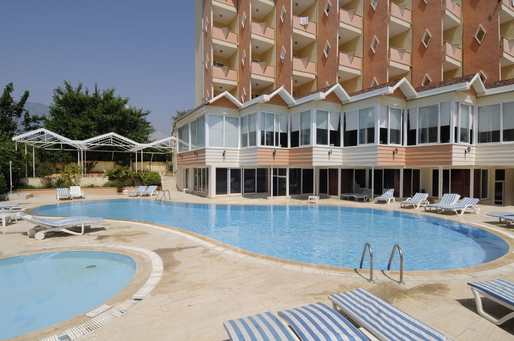 Klas Hotel Kargicak  Exterior foto